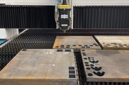 Cutting Metal Sheet - HORISTAR Sheet and Tube Laser Cutting Machine